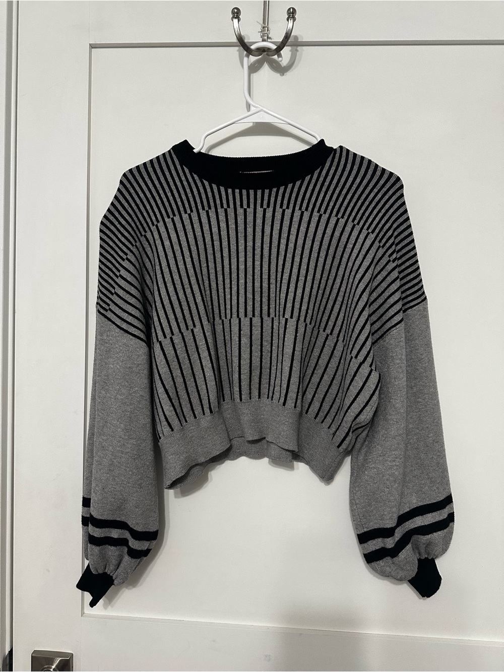 Philosophy Gray and Black Striped Cropped Crewneck Sweater
